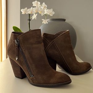 Dolce Vita Tan Suede Booties